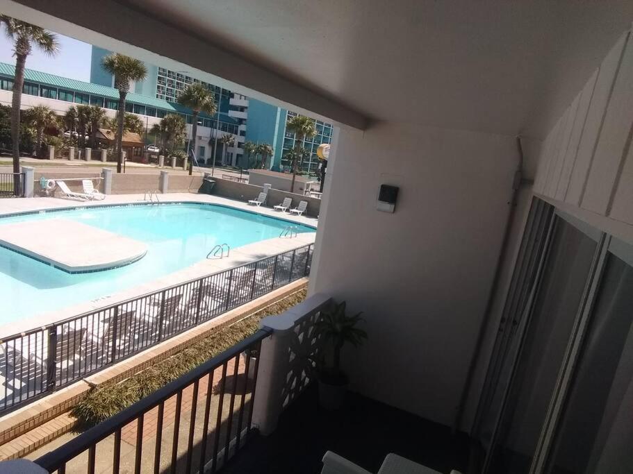 Pool Front & Across From Beach Myrtle Beach Bagian luar foto