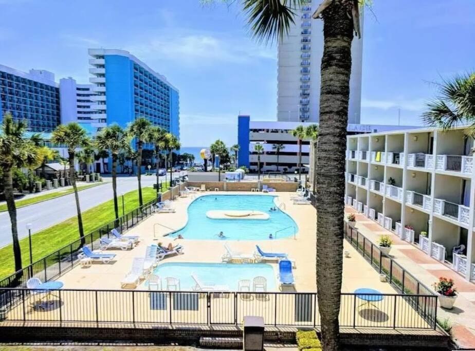 Pool Front & Across From Beach Myrtle Beach Bagian luar foto