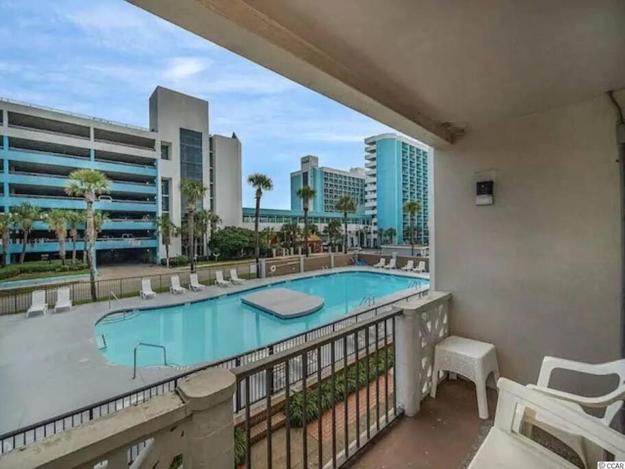 Pool Front & Across From Beach Myrtle Beach Bagian luar foto