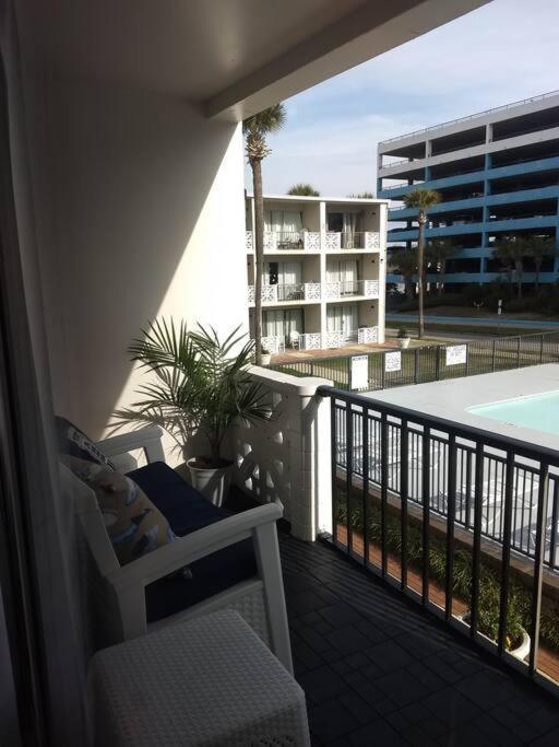 Pool Front & Across From Beach Myrtle Beach Bagian luar foto